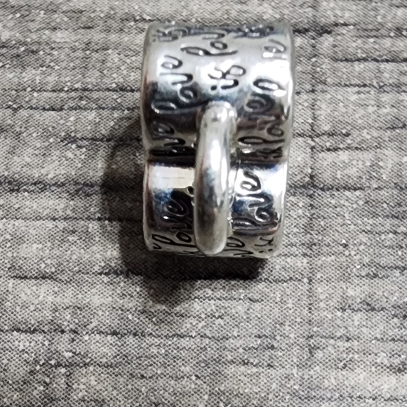 Pandora Silver Heart Charm - Picture 4 of 7
